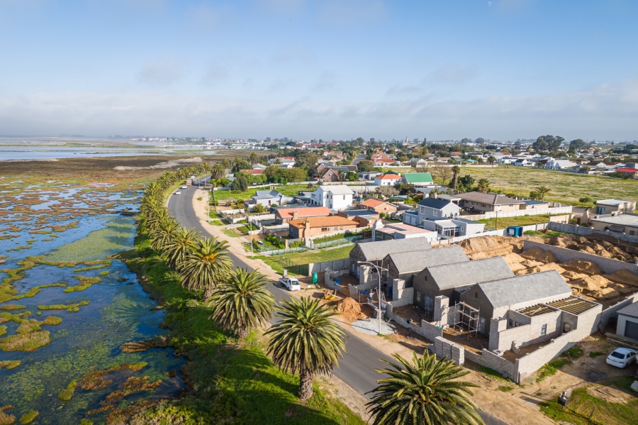 2 Bedroom Property for Sale in Velddrif Western Cape
